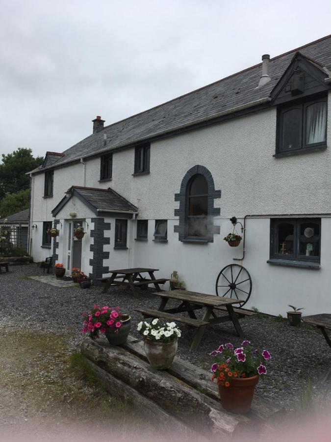Innis Guest House And Campsite Penwithick Bagian luar foto